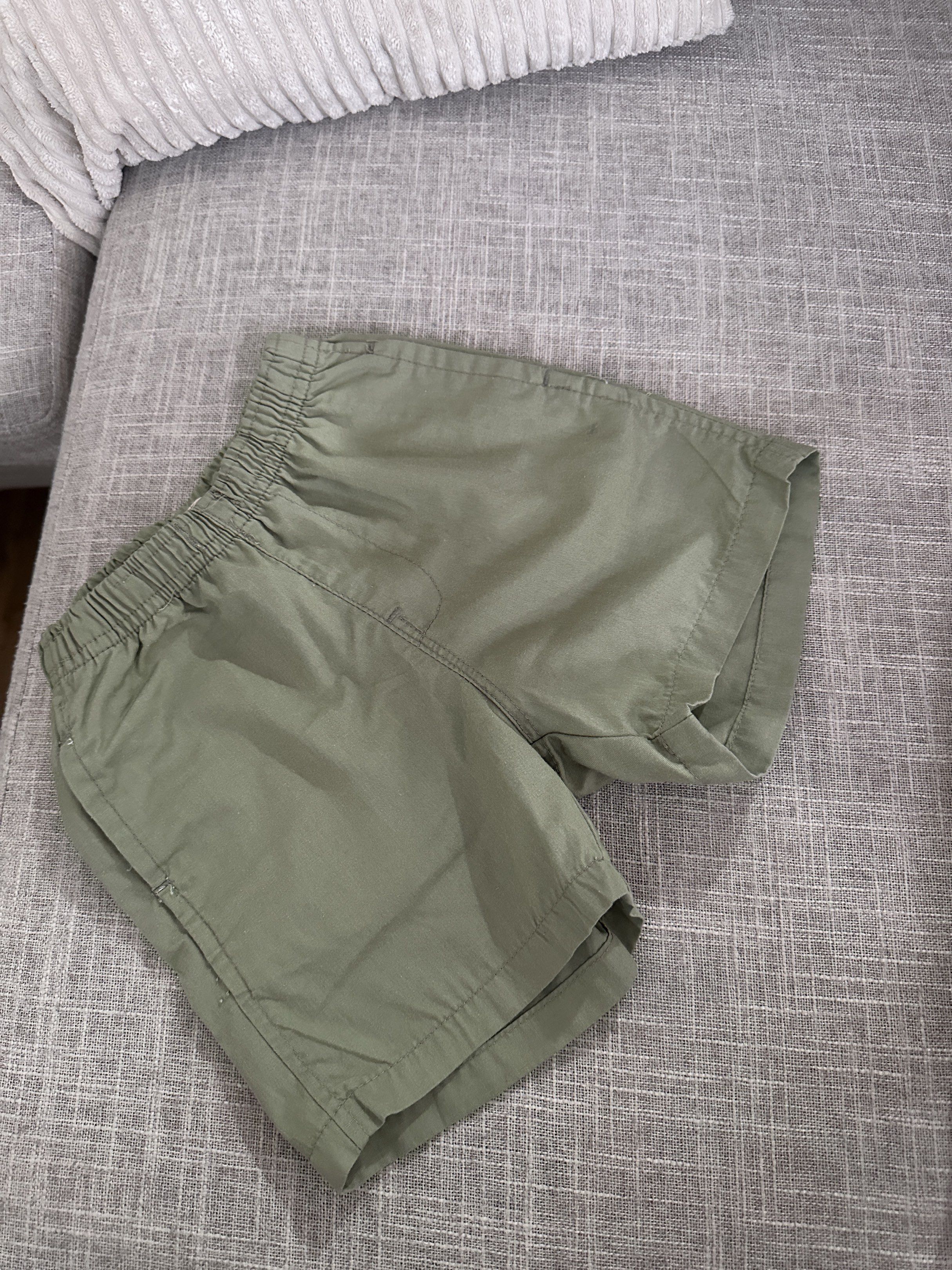 Just Jeans Shorts 12M (Category: Babies & Kids Fashion) located in Cavite. Submitted by papriloved (Listing ID 1421199311, Image 2). Description: .