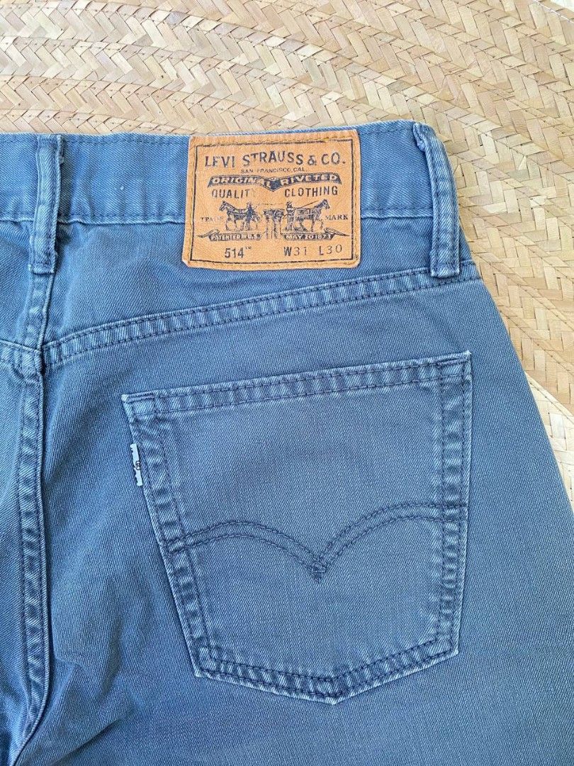 Levi's 514 Jeans - W31 L30 (Category: Jeans) located in Cabiao. Submitted by choizes4433 (Listing ID 1421255710, Image 3). Description: Levi's 514 Exellent Condition None hidden issue Color rate: 9/10 Waist: 31 Length: 30 550+sf Unli Vc for Checking items.