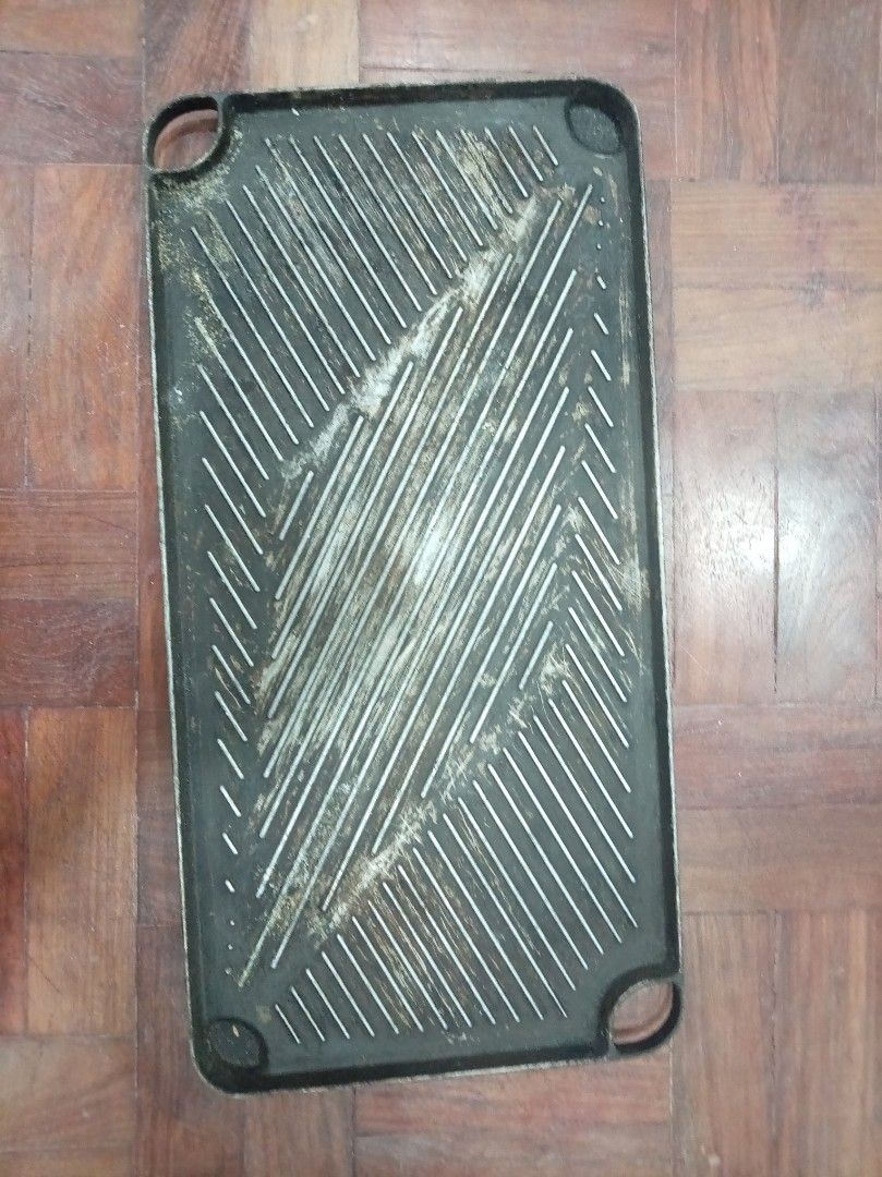Lightweight Iron Pan Grill (Category: Other Kitchen Appliances) located in Makati City. Submitted by giovandbertha1 (Listing ID 1421239101, Image 1). Description: .