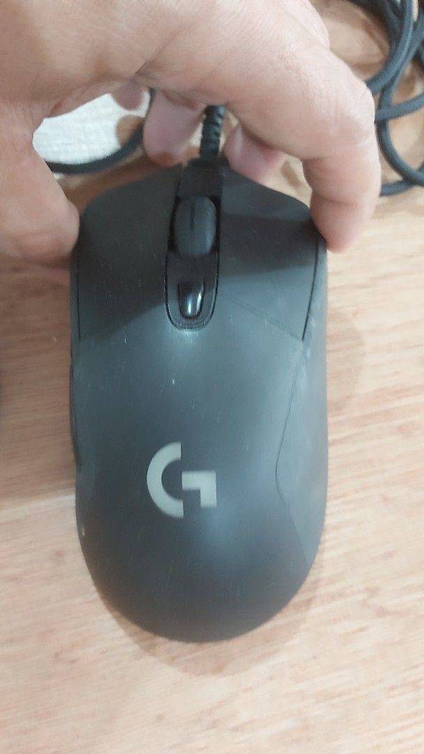 Logitech G403 Hero & Roccat Kone Pro (Category: Mouse & Mousepads) located in Naga. Submitted by kenshin78 (Listing ID 1421172997, Image 2). Description: - Logitech G403 Hero Gaming Mouse - Black color - Wired connection - In good working condition - Roccat Kone Pro Gaming Mouse - White color - as is condition.. no dongle use as bluetooth only - middle scroll not working .