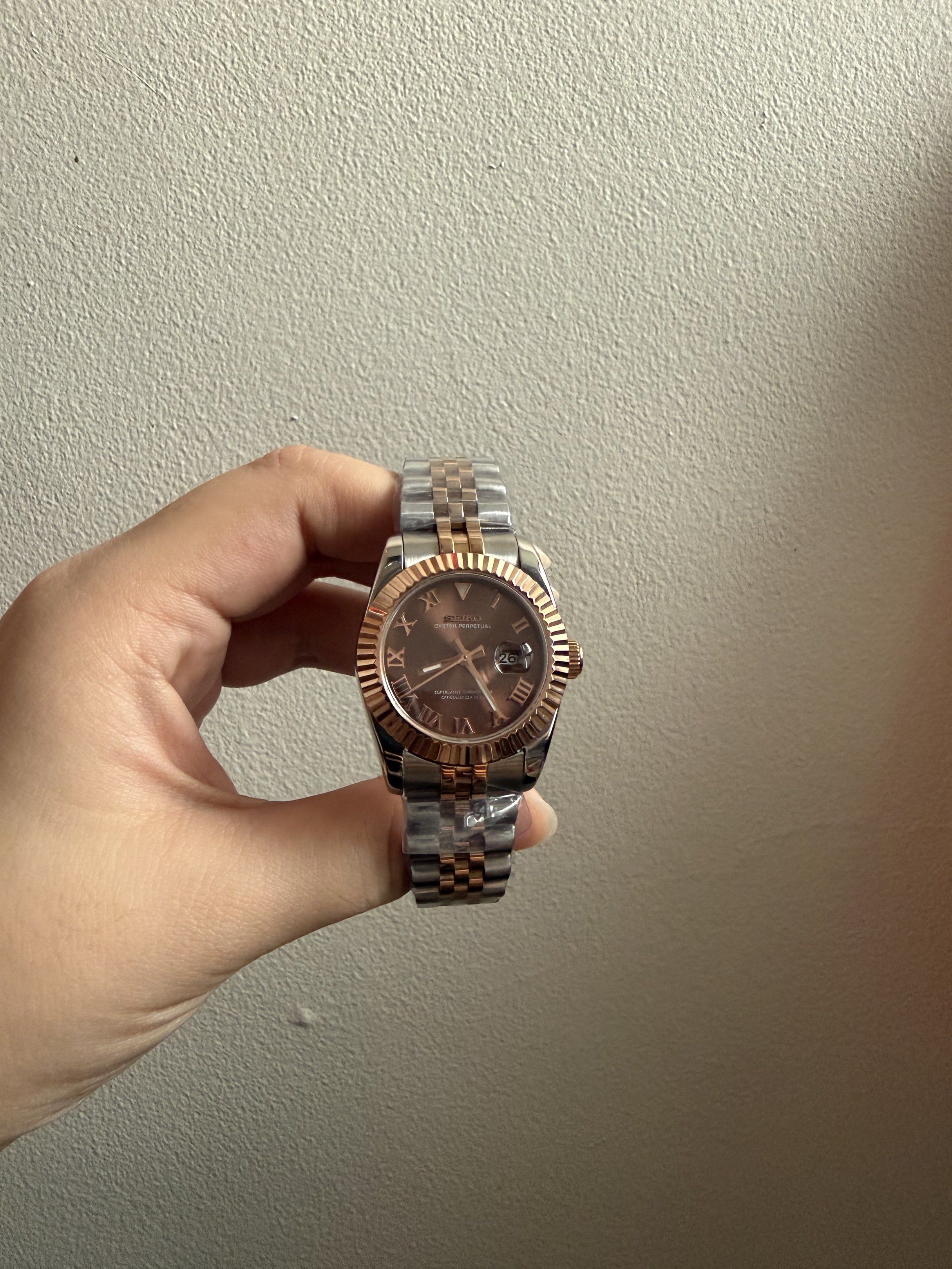 Mods Seiko Oyster Perpetual Two-Tone 31mm (Category: Luxury Watches) located in Manila. Submitted by elly.bean (Listing ID 1421176367, Image 2). Description: AVAIL ONHAND.