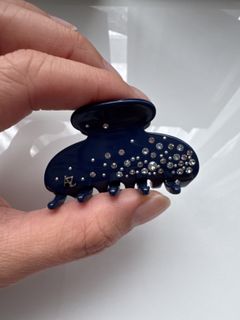 （分類：）位於 。 由 mich_1115 提交（商品編號 1421160863，圖片 1）。簡介： 。