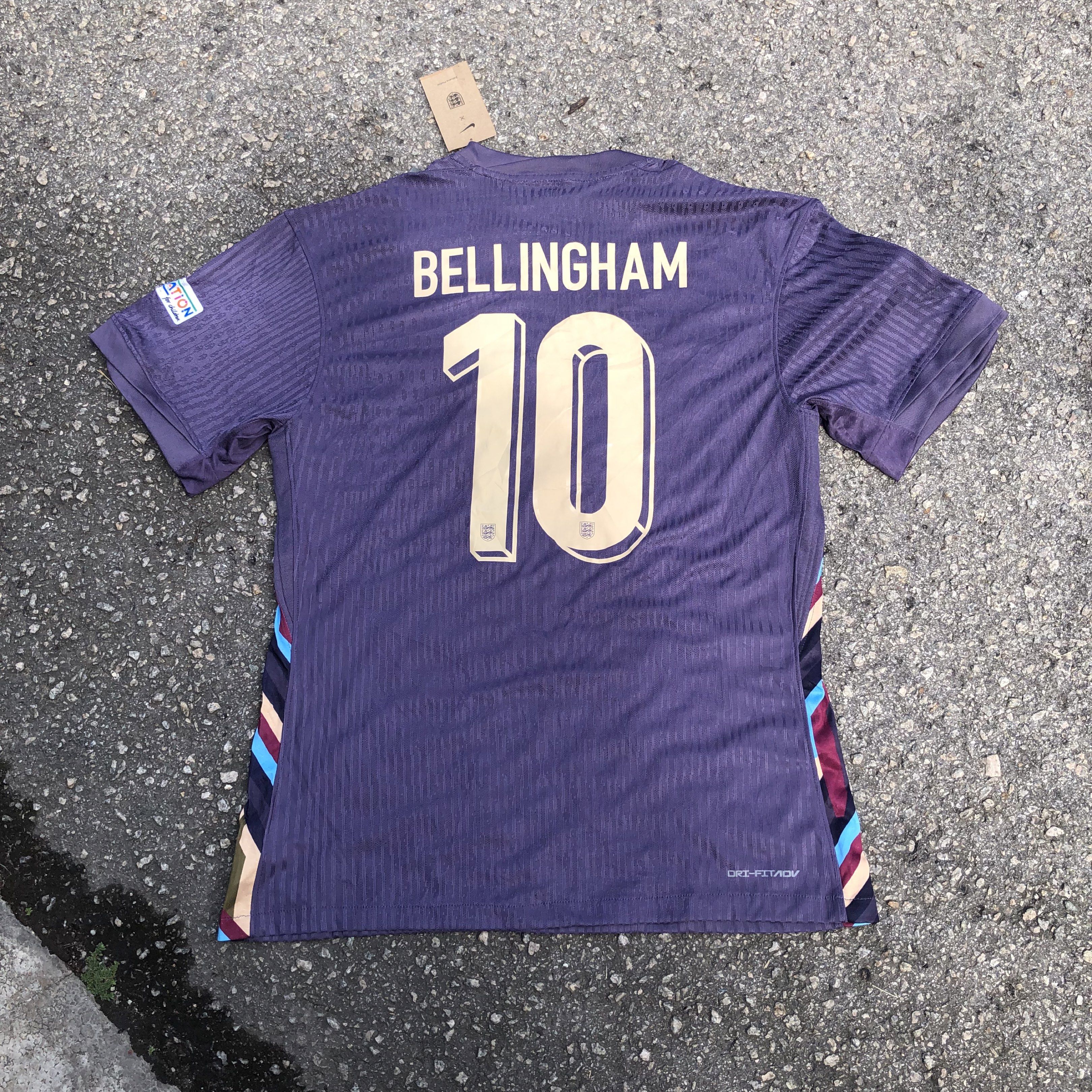 Nike england jersey euro 2024 away (Category: Activewear) located in Bagan Serai. Submitted by pat_collection (Listing ID 1421150492, Image 2). Description: Found in bundle already check replica/copyori Pit 23x30 .