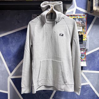 (Category: ) located in . Submitted by kenobithrift_ (Listing ID 1421264693, Image 1). Description: .