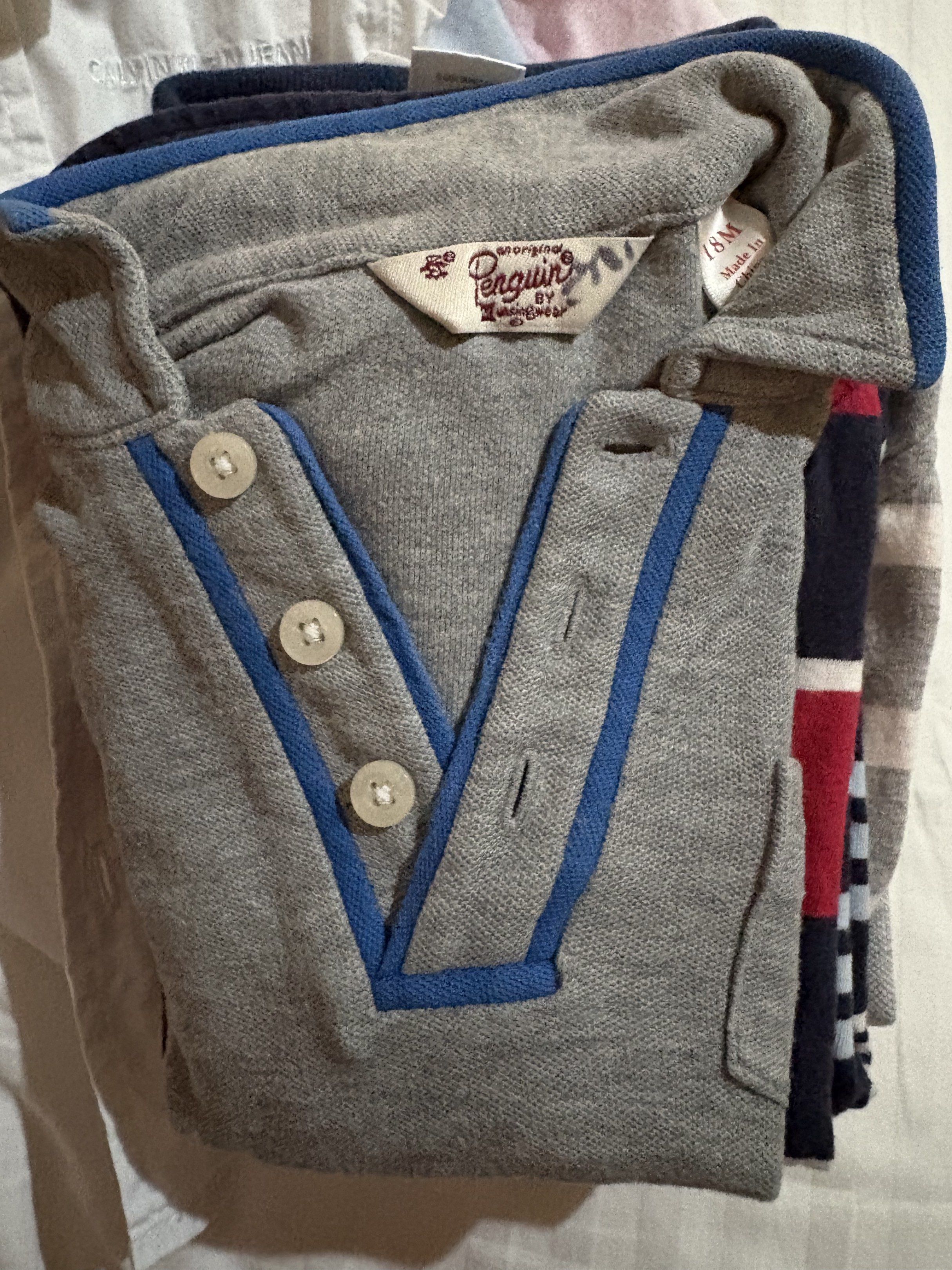 Original Penguin Polo Shirt 2 yr (Category: Babies & Kids Fashion) located in Las Pinas. Submitted by josh1301 (Listing ID 1421153594, Image 2). Description: Branded shirts penguin carters etc… bundle shirt at 500 pesos.