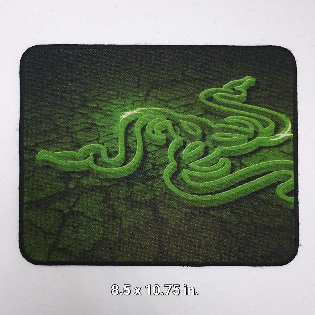 Razer Goliathus Control Fissure Edition mouse pad (Category: Mouse & Mousepads) located in Paranaque City. Submitted by cobien (Listing ID 1421217023, Image 1). Description: Design: It features a heavily textured weave designed for enhanced control during gameplay. Features: It is optimized for all mouse sensitivities and sensors, including laser and optical sensors. Durability: The edges are stitched to prevent fraying. .