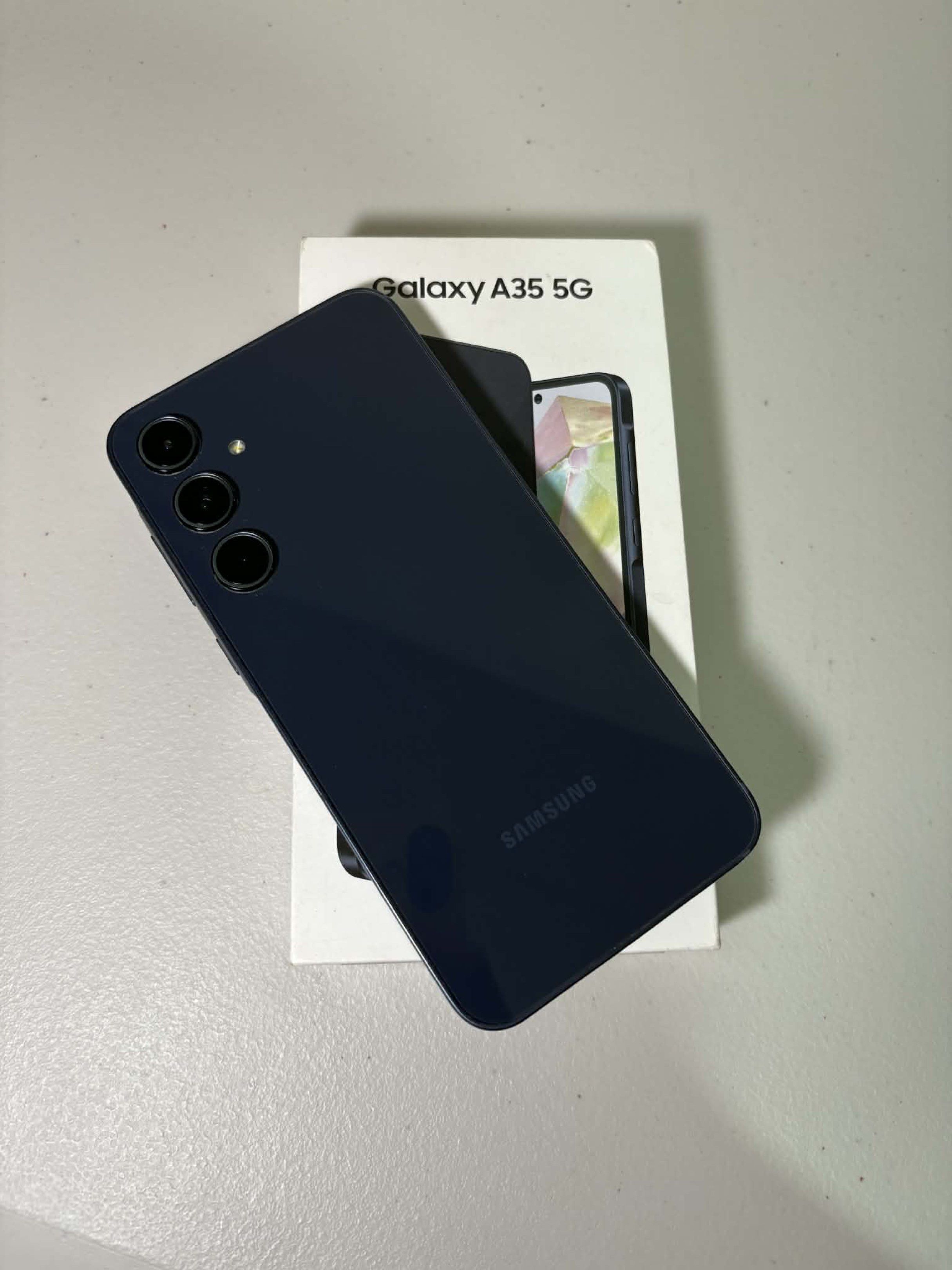 Samsung Galaxy A35 256GB | 8GB (Category: Samsung) located in Makati City. Submitted by junkhmail (Listing ID 1421259709, Image 2). Description: - selling for a friend, device location: bacolod - Samsung A35 5G 8GB | 256GB Awesome Navy Display: 6.6" FHD+ Super AMOLED, 120Hz refresh rate, high brightness. Cameras: 50MP OIS Main, 8MP Ultrawide, 5MP Macro, 13MP Front. Processor: Samsung Exynos 1380 (Octa-Core). Battery: 5000mAh with 25W Super Fast C