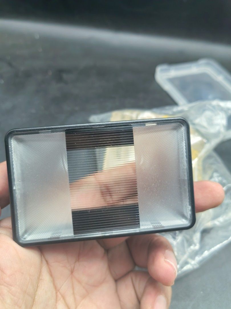 Sunpak Telekit (TL-4) Electronic Flash Accessory (Category: Flashes) located in Cebu City. Submitted by dudes_villanueva (Listing ID 1421244247, Image 2). Description: Sunpak Telekit (TL-4) Electronic Flash Accessory 📌Designed for specific camera models such as the Sunpak Auto/MX110. 📌Type: Electronic flash accessory for photography. 📌Manufacturer: Sunpak Corporation, Tokyo, Japan. 📌Compatibility: Designed for Sunpak Auto/MX110 and likely oth
