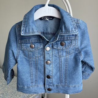 (Category: ) located in . Submitted by shopsxoxo (Listing ID 1421153082, Image 1). Description: .