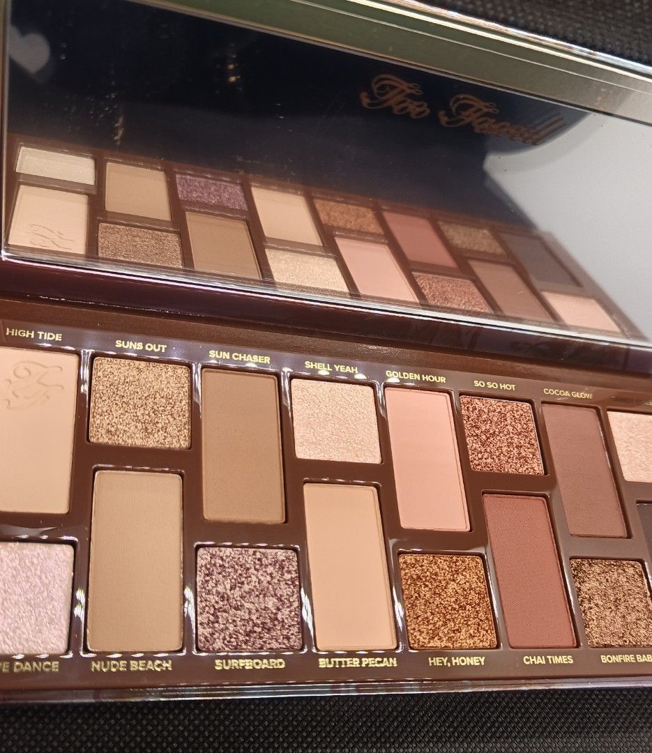 Too Faced Born Like This Eye Palette (Category: Makeup) located in Bacoor. Submitted by aesthetic.bloom_01 (Listing ID 1421163679, Image 2). Description: Brand New with Box Too Faced Born Like This Sunset Stripped Complexion - Inspired Eye Shadow Palette -ALL ITEMS ARE GUARANTEED AUTHENTIC OR MONEY BACK IF PROVEN FAKE 💯.