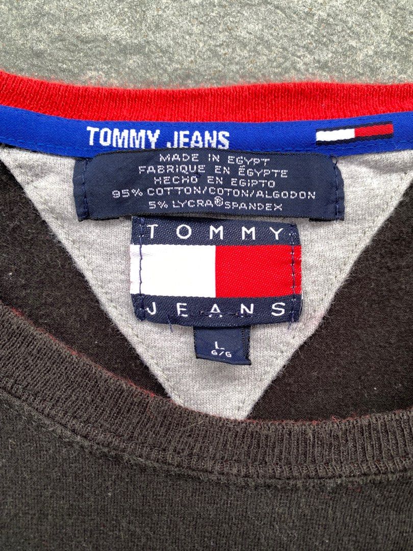 Vintage 90s Tommy Jeans Sweatshirt (Category: Coats, Jackets and Outerwear) located in Lubao. Submitted by bbyfleece (Listing ID 1421232072, Image 3). Description: Vintage 90s Tommy Jeans Sweatshirt L on tag 23 W 29 L.