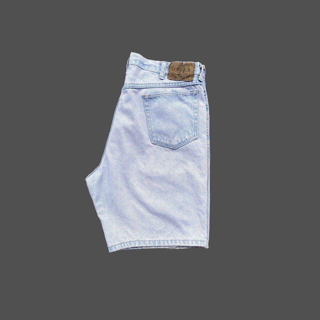 Vintage Wrangler Denim Jorts (Category: Shorts) located in Lubao. Submitted by bbyfleece (Listing ID 1421232579, Image 3). Description: Vintage Wrangler Denim Jorts 34 waistline 20 length 11 LO.