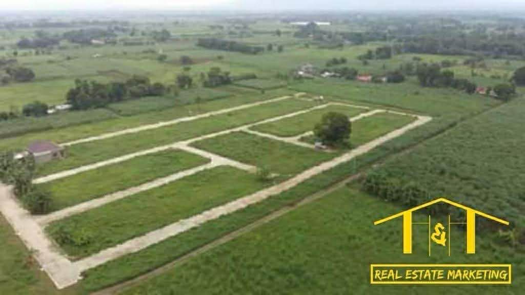 136sqm LOT @ Martina Residences (Category: Lot) located in Angeles City. Submitted by xxjxt (Listing ID 1421406082, Image 3). Description: Martina Residences, Tuy, Batangas 136sqm CORNER LOT.