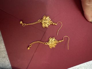 （分類：）位於 。 由 alionat 提交（商品編號 1421442600，圖片 1）。簡介： 。