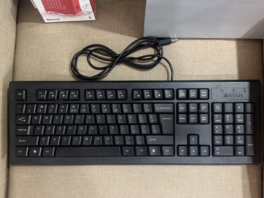 A4Tech Wired Keyboard (Category: Computer Keyboard) located in Cavite. Submitted by mariahme03 (Listing ID 1421319796, Image 2). Description: - A4Tech wired keyboard - Standard layout with number pad - USB connector - Black keys Almost new, 1 week used during WFH.