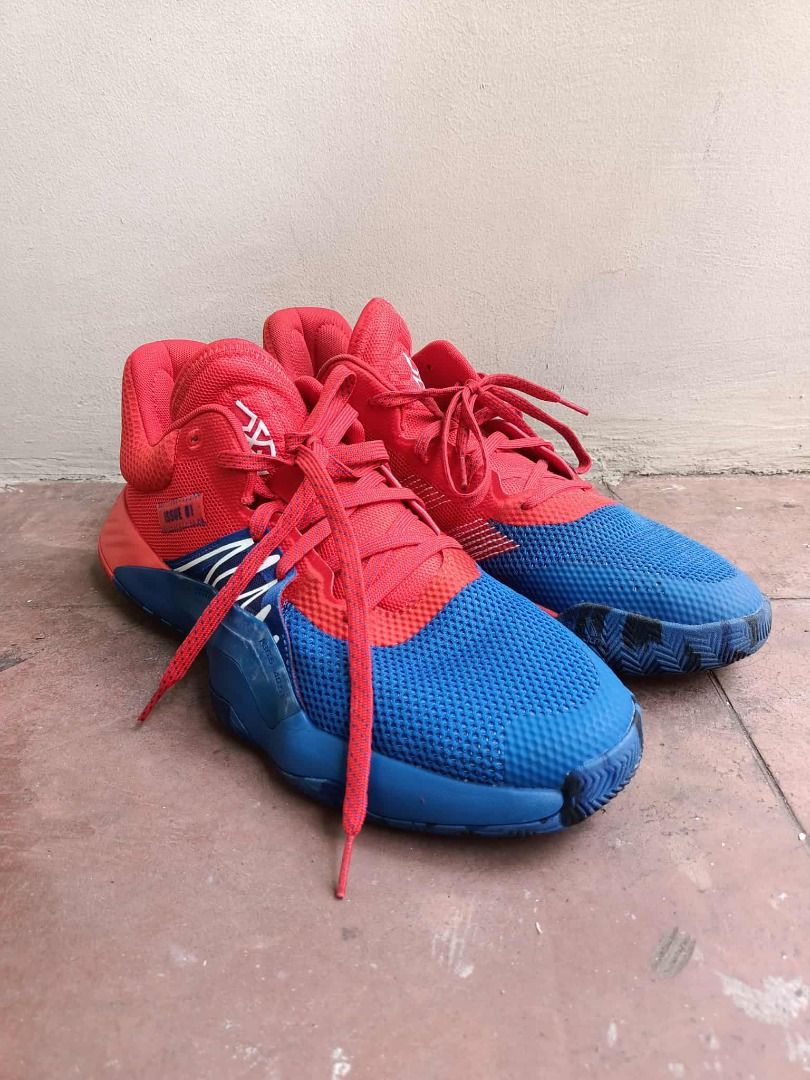PRELOVED Adidas Don Issue 1 Marvel Spider-Man (Category: Sneakers) located in Quezon City. Submitted by niqcb (Listing ID 1421329315, Image 2). Description: Marvel x adidas D.O.N. Issue 1 'Amazing Spider-Man' US13 / EU47 No issues, signs of usage and dirt NO BOX RFS: Hindi ginagamit Loc: Tandang Sora, Quezon City.