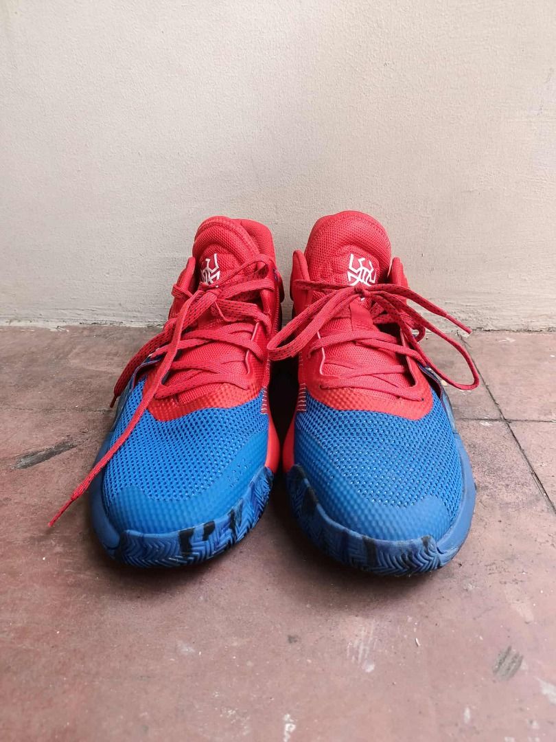 PRELOVED Adidas Don Issue 1 Marvel Spider-Man (Category: Sneakers) located in Quezon City. Submitted by niqcb (Listing ID 1421329315, Image 3). Description: Marvel x adidas D.O.N. Issue 1 'Amazing Spider-Man' US13 / EU47 No issues, signs of usage and dirt NO BOX RFS: Hindi ginagamit Loc: Tandang Sora, Quezon City.
