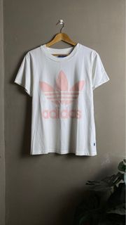 (Category: ) located in . Submitted by violetstoremy (Listing ID 1421449244, Image 1). Description: .