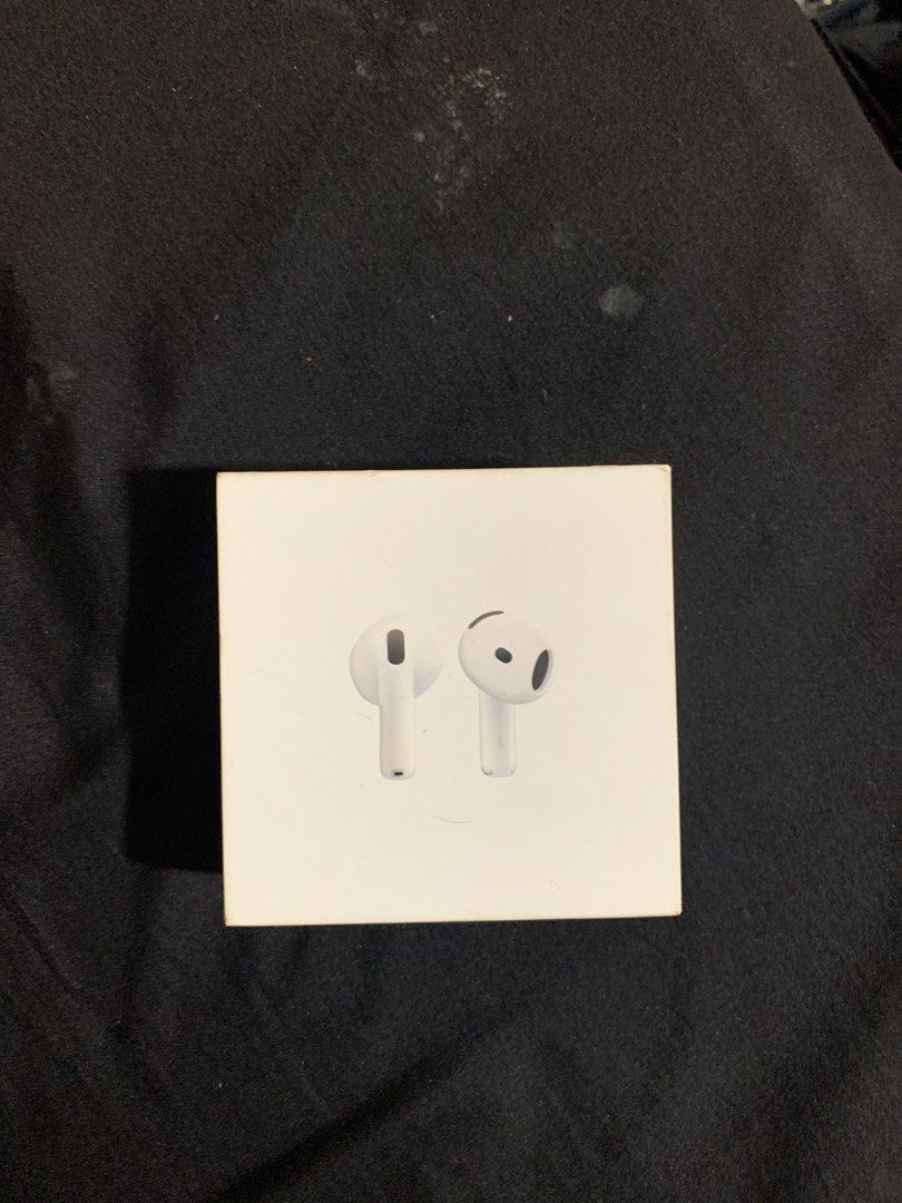 Apple AirPods 3rd Gen with Charging Case