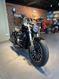 (Category: ) located in . Submitted by Premium.Moto (Listing ID 1421333076, Image 1). Description: .