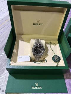 (Category: ) located in . Submitted by swisstime.sg (Listing ID 1421315166, Image 1). Description: .
