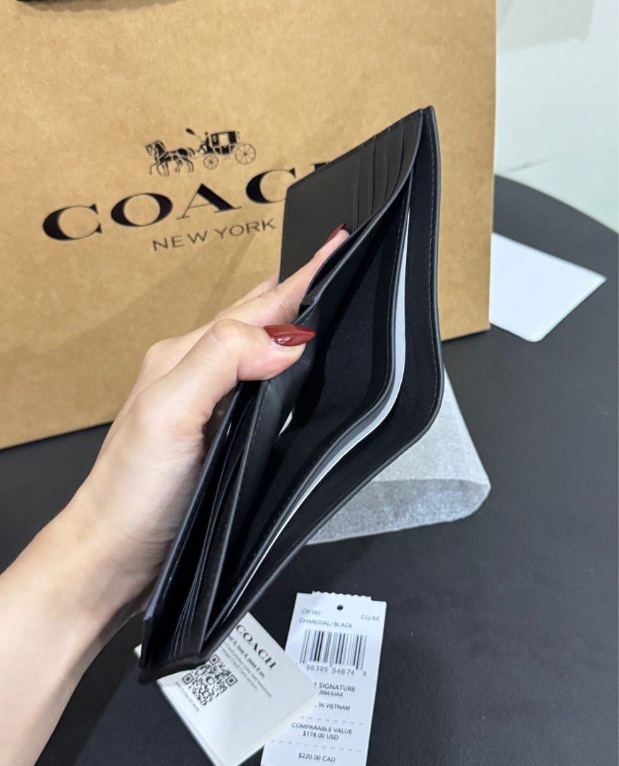 Brandnew Coach Mens Bifold (Category: Wallets & Card Holders) located in Caloocan City. Submitted by pocketstyle (Listing ID 1421415067, Image 3). Description: New arrival 🇨🇦 100% original Money back guaranteed.
