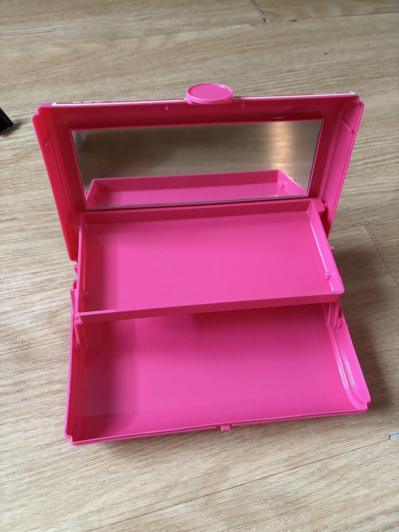 Caboodles Take It Touch-Up mini in pink (Category: Makeup) located in Manila. Submitted by pepperang318 (Listing ID 1421336839, Image 3). Description: - Caboodles Take It Touch-Up Tote - Pink color - Features a mirror - Multiple compartments for storage - Snap-tight lid - Round latch - Dimensions: 8.13 x 5 x 1.94 inches - Made in China.