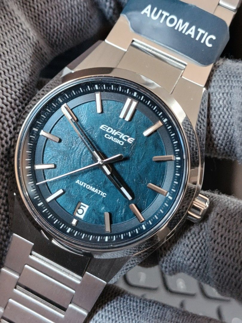 Casio EDIFICE Automatic EFK-100D-2ADR (Category: Men's Watches) located in Quezon City. Submitted by beng.flrs (Listing ID 1401216656, Image 3). Description: SALE% BRAND NEW CASIO EDIFICE EFK-100D-2ADR Casio's first mechanical (automatic) Edifice series, featuring a Blue dial sporty-elegant design. Complete with waranty card. Open for meetup. Still negotiable🙏.