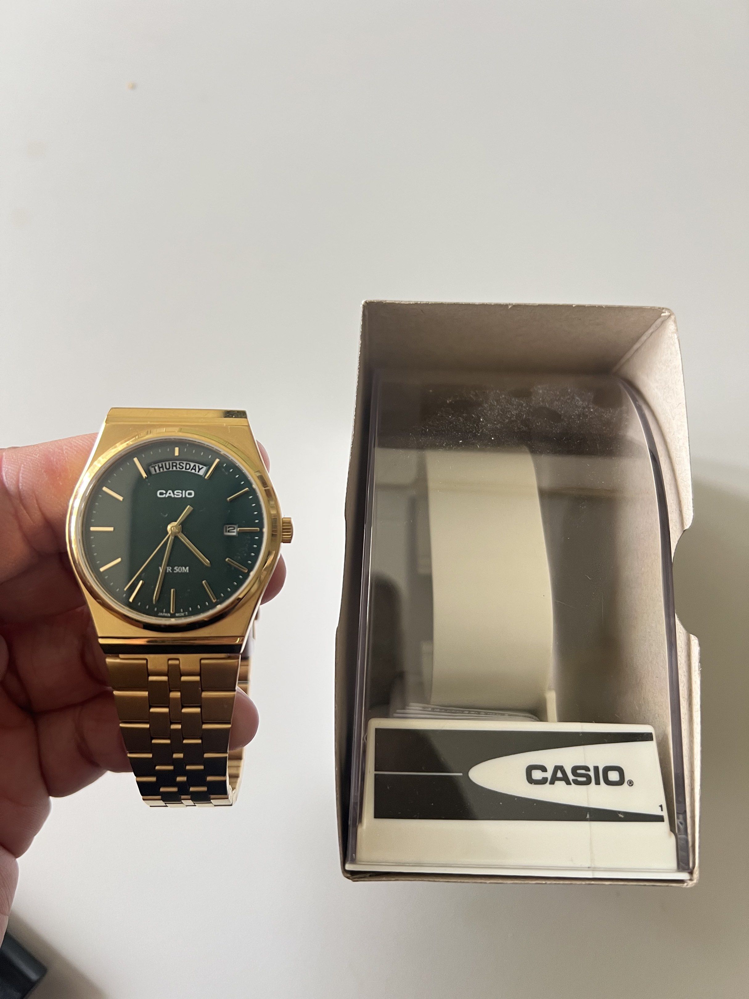 Casio MTP-B146 Gold Watch, Men's Fashion, Watches & Accessories ...