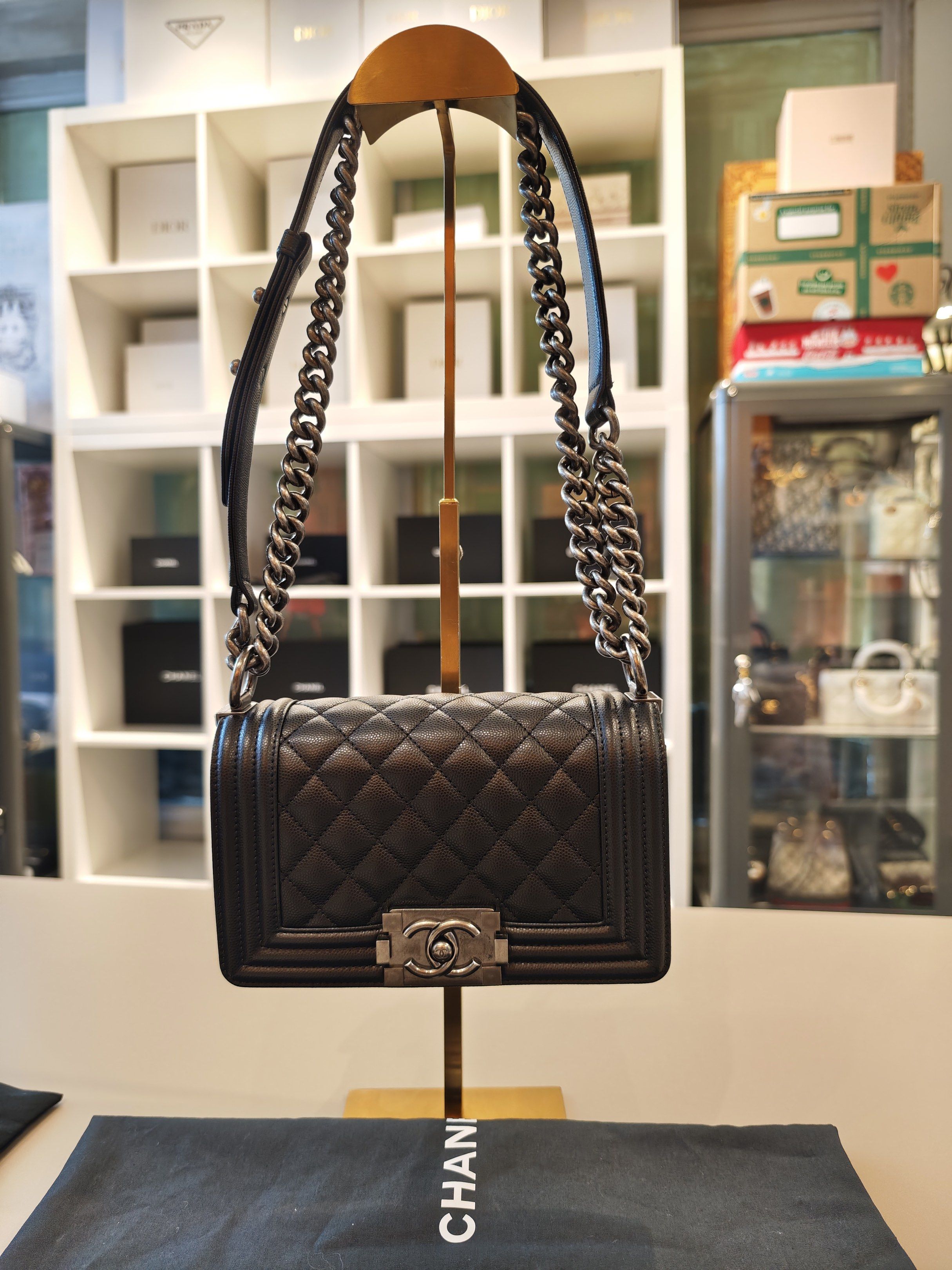 Chanel Le Boy (Category: Luxury Bags & Wallets) located in Pasay City. Submitted by abby_989 (Listing ID 1421409275, Image 1). Description: Brandnew Chanel Le boy small handbag Caviar leather in Ruthenium finish metal black Comes with complete inclusion Box, dust bag , paper bag and store copied receipt ✅Accept lay away up to 4months with monthly equal payments ✅Credit card payment .