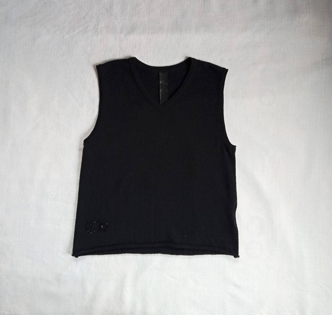 Chrome hearts rhinestone dagger cashmere vest (Category: Vests) located in Bagabag. Submitted by thrift_stories96 (Listing ID 1421431075, Image 3). Description: Chrome hearts rhinestone dagger cashmere vest Unisex fitment Mens small to medium Womens medium to large Length - 21 Width - 17.5 stretch up to 19 Condition - excellent No flaw.