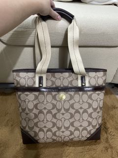(Category: ) located in . Submitted by slaystyleph (Listing ID 1421298557, Image 1). Description: .