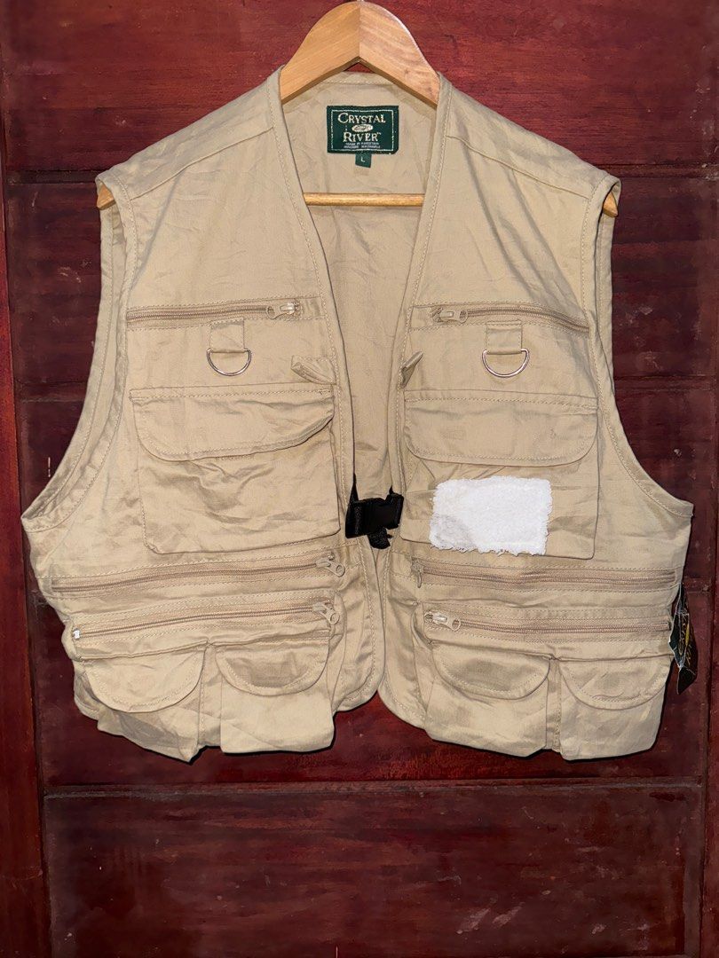 Crystal River Tactical Vest (Category: Vests) located in Manila. Submitted by prelovedbysorianojuly02 (Listing ID 1421390039, Image 1). Description: Brand New With Tag No Issue No Flaws Large On Tag.
