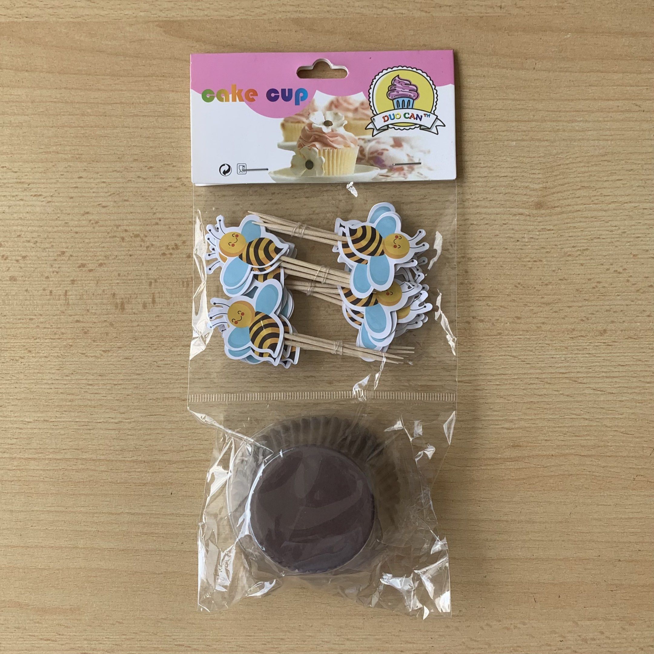 Cupcake Liner with Topper Set 24s Pack (Category: Bakeware) located in Manila. Submitted by mshopmla (Listing ID 1421322617, Image 2). Description: Cupcake Liner with Topper Set 48pc Set Product Code: CLTS-24 Price: Php 50.00 per Set #cupcakeliner #cupcakelinerset #cupcakelinerwithtopper #MShop #theMFMshop #MShopmla.