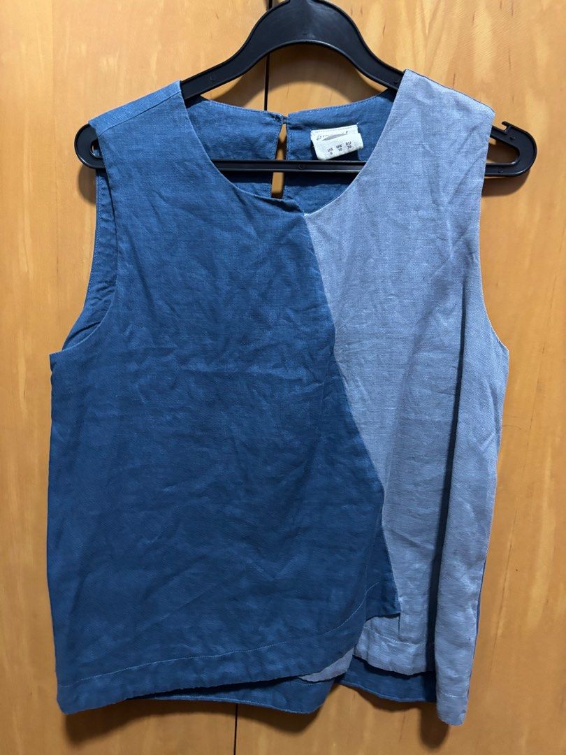 Tops (Category: Blouses) located in Singapore. Submitted by secretguest (Listing ID 1421420321, Image 1). Description: .