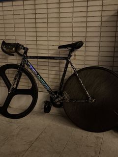 （分類：）位於 。 由 hellobikeking 提交（商品編號 1421437227，圖片 1）。簡介： 。