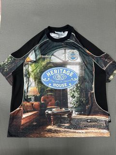 (Category: ) located in . Submitted by clawsthrifting (Listing ID 1421410985, Image 1). Description: .