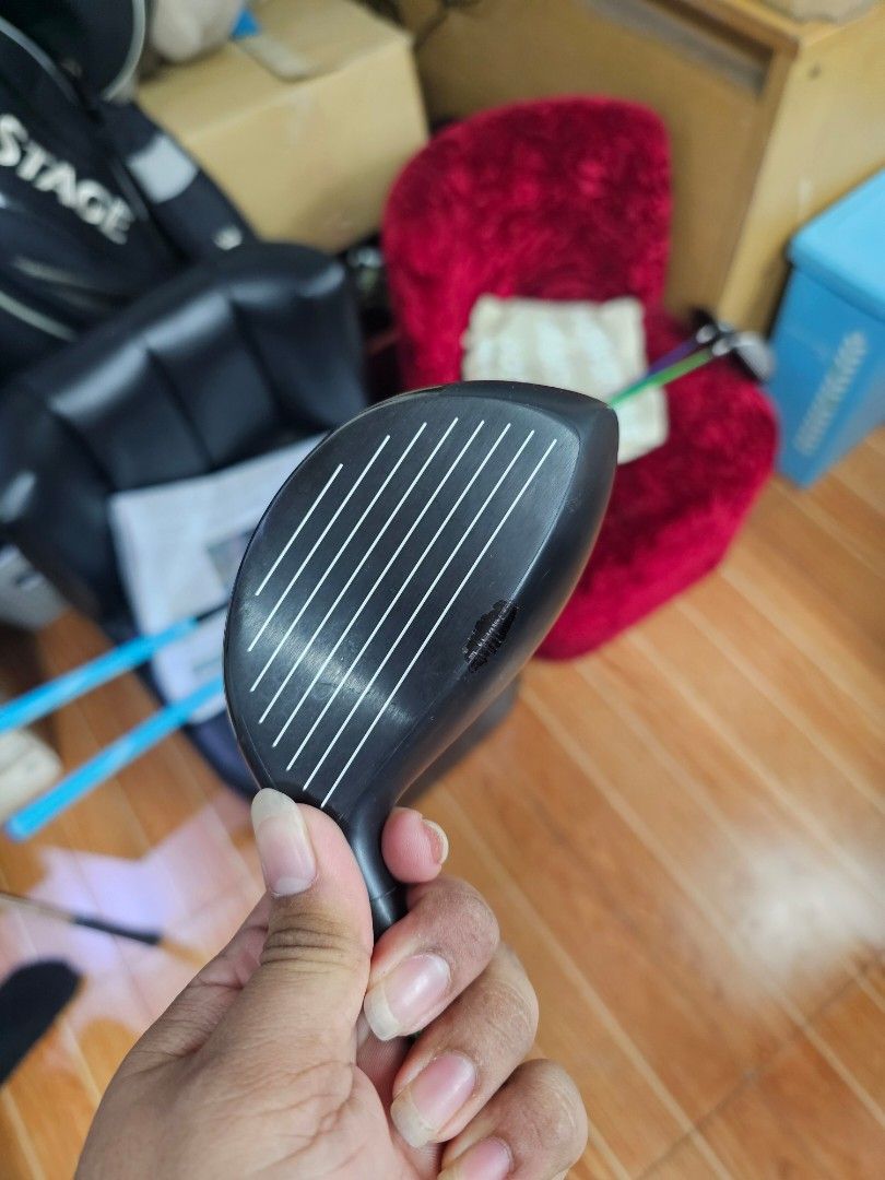 Honma Tour World TW717 430 Driver (Category: Golf) located in General Santos City (Dadiangas). Submitted by cap.on.green (Listing ID 1421382737, Image 2). Description: Honma Tour World TW717 430 driver. - Shaft: green and black - 9.5 degree loft - Flex: Regular.