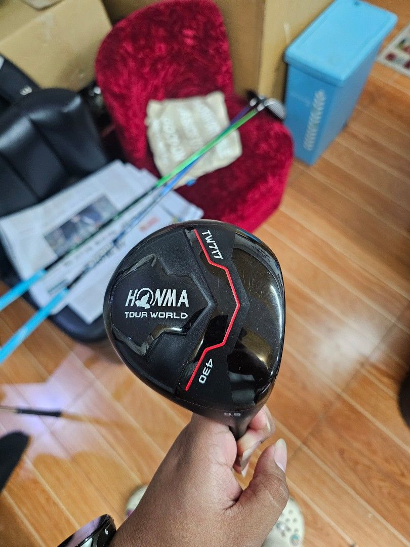Honma Tour World TW717 430 Driver (Category: Golf) located in General Santos City (Dadiangas). Submitted by cap.on.green (Listing ID 1421382737, Image 1). Description: Honma Tour World TW717 430 driver. - Shaft: green and black - 9.5 degree loft - Flex: Regular.