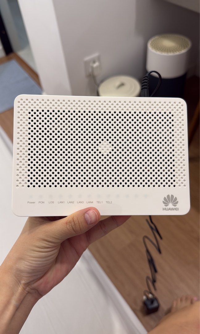 Huawei Echolife HG8240H5 GPON Terminal Wifi Modem Router, Computers ...