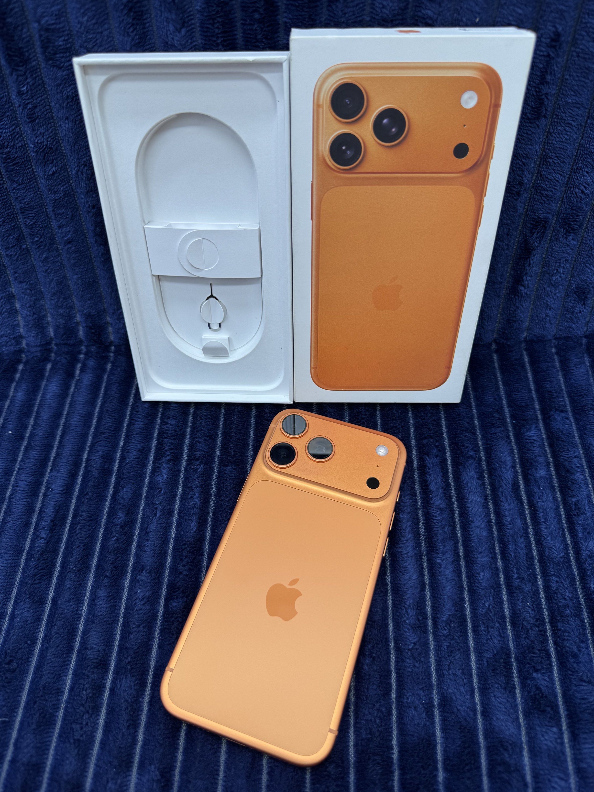 iPhone 17 Pro Max 512gb Globe locked (Category: iPhone 17 Series) located in San Juan City. Submitted by NAM_Gadgets (Listing ID 1421391644, Image 1). Description: For sale or swap Price: 82,999 iPhone 17 Pro Max 512gb Cosmic orange Globe locked (Pwde pa openline) 100% battery health 41 Cc 99.9 smooth 💯 Face id working 💯 True tone working 💯 No issue 💯 No defect 💯 All working Warranty until December 2026 Inclusion: Box (same serial) Cord Case