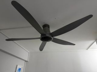 (Category: ) located in . Submitted by dynahot (Listing ID 1421415308, Image 1). Description: .