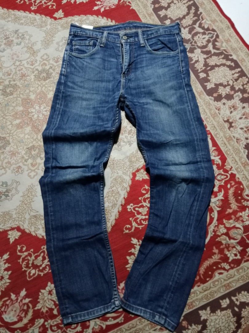 Levi's 510 Jeans - W29 L30 (Category: Jeans) located in Cavite. Submitted by stylethrift02 (Listing ID 1421367379, Image 2). Description: - Levi's 510 jeans - Classic blue wash - Size: W32 L39 .