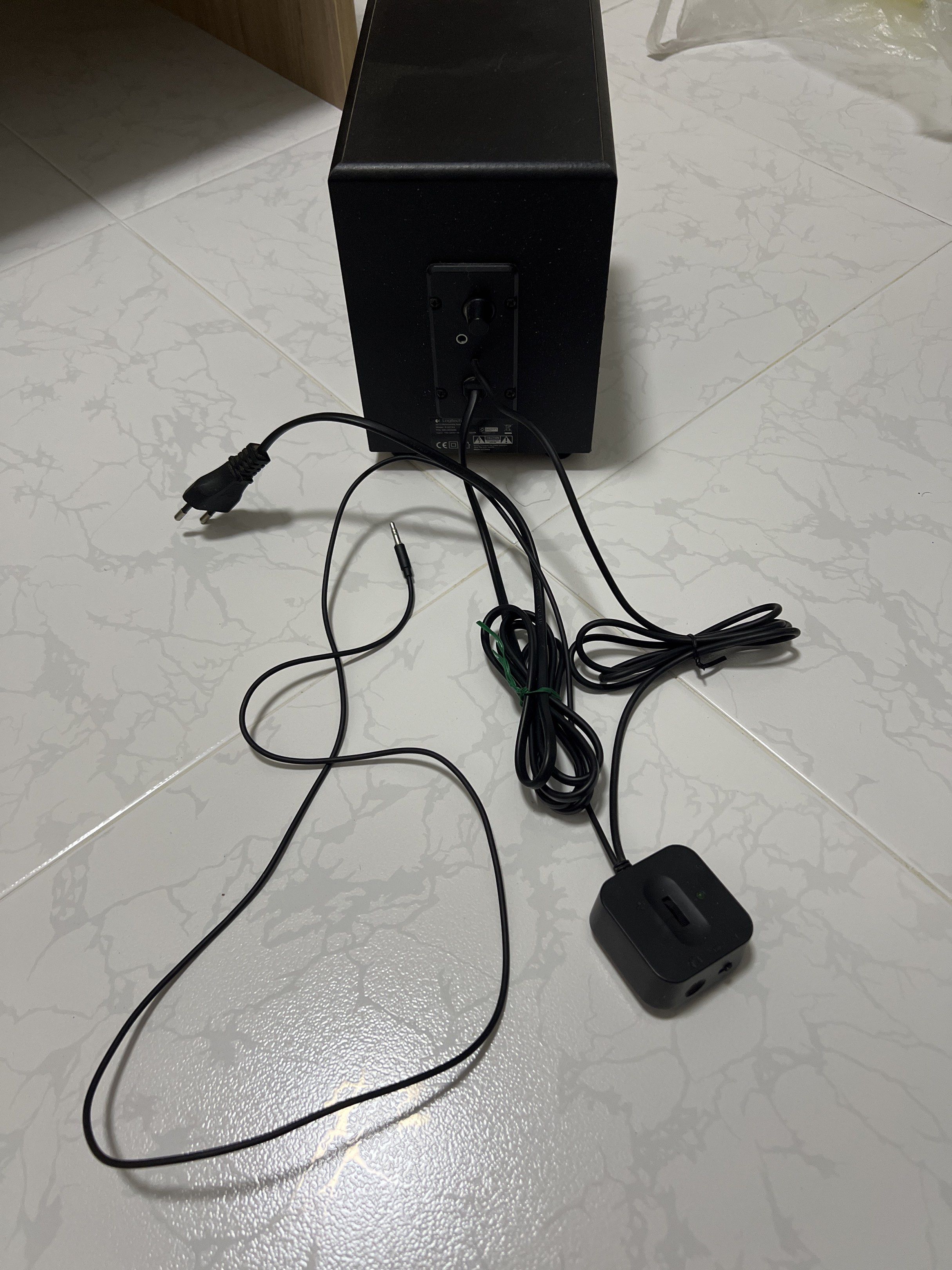 Logitech Z213 Multimedia Speakers65671930975107112