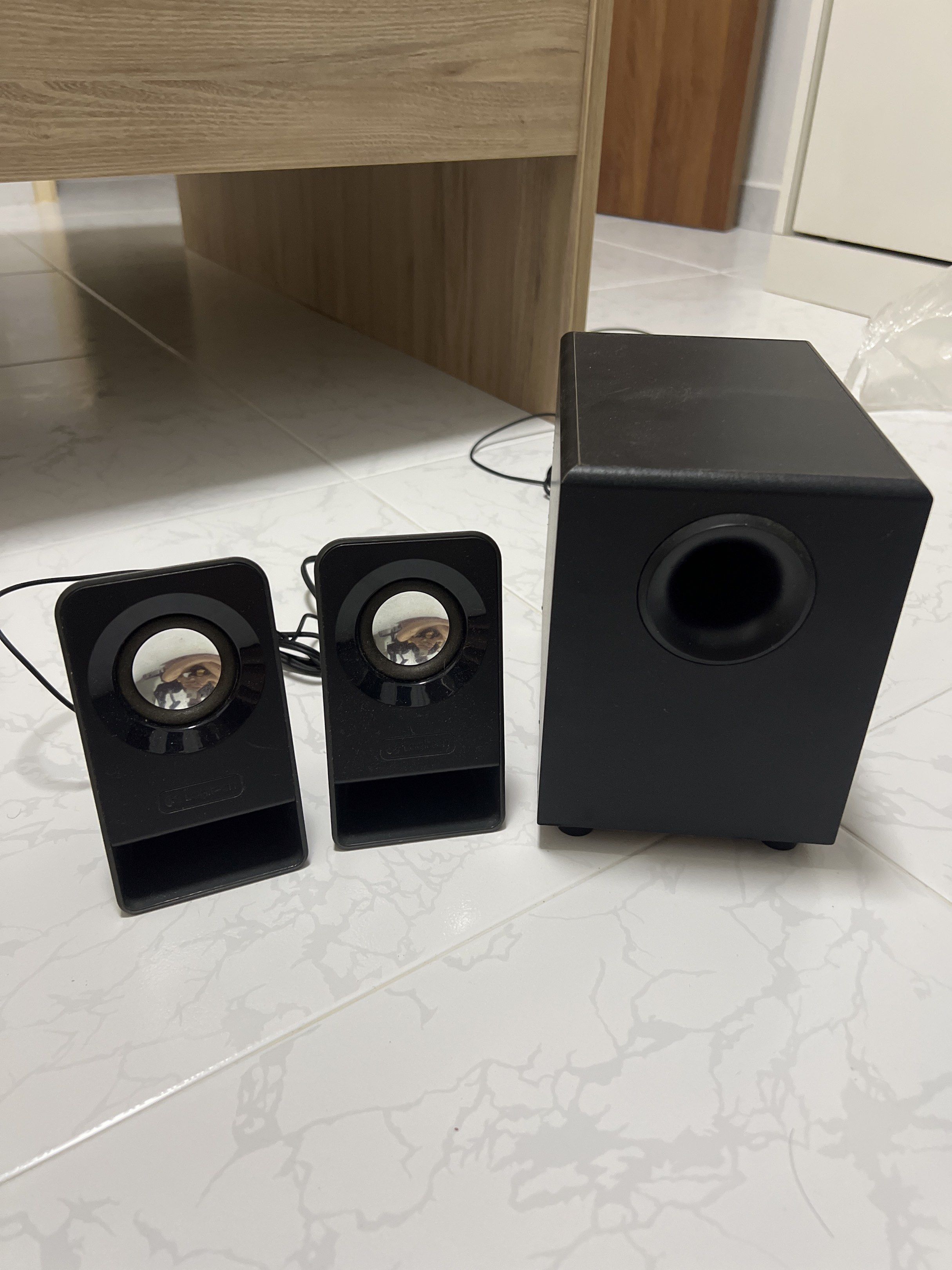 Logitech Z213 Multimedia Speakers