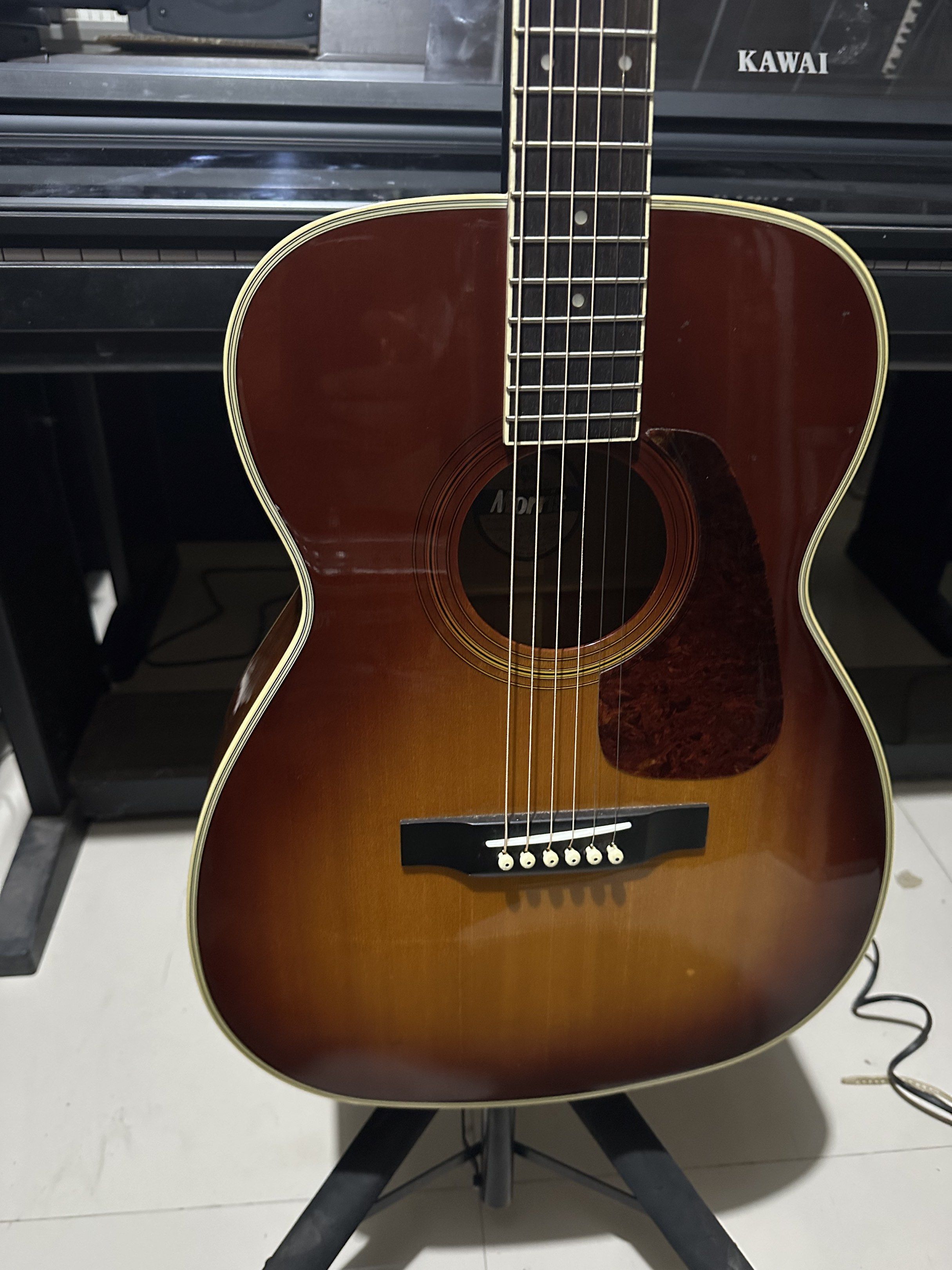 Morris MF-207 Acoustic Guitar (Category: Musical Instruments) located in Binan City. Submitted by asherkv13 (Listing ID 1421303353, Image 2). Description: .