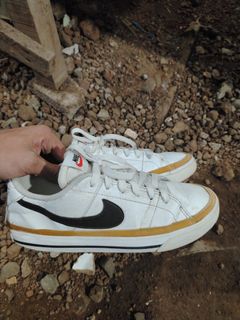 (Category: ) located in . Submitted by shoesselector (Listing ID 1421388772, Image 1). Description: .