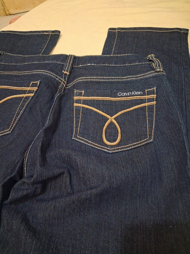 Original Calvin Klein jeans (Category: Jeans) located in Lapu-Lapu City. Submitted by imight (Listing ID 1421338940, Image 3). Description: pasalubong from US Strictly " NO RETURN, NO EXCHANGE " Policy!!! Gcash payment only J&T courier.