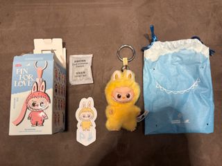 (Category: ) located in . Submitted by canihaveonebubbletea (Listing ID 1421357325, Image 1). Description: .