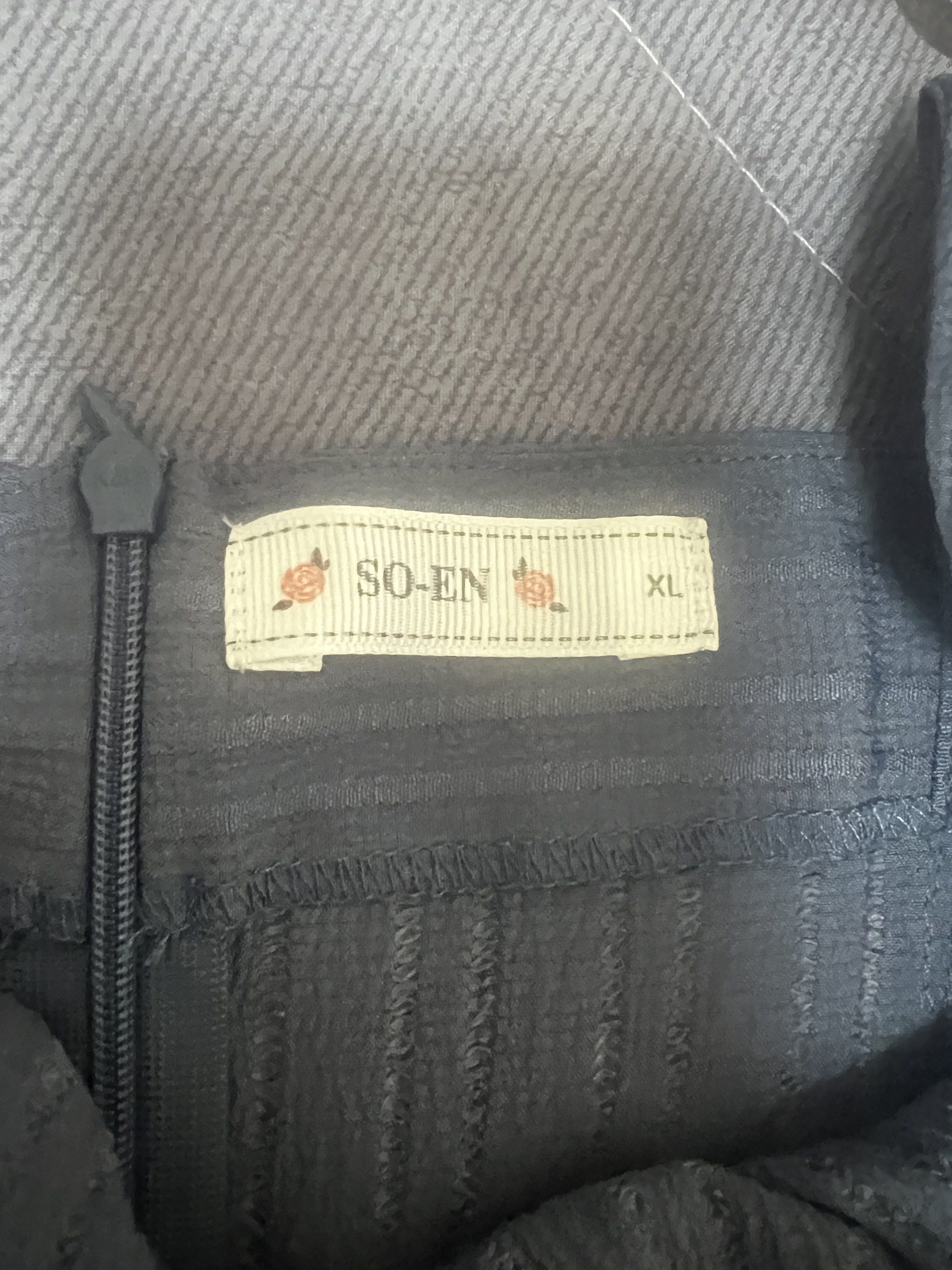 Pre-Loved So-en Dress (Category: Dresses) located in Manila. Submitted by jo_str (Listing ID 1421311706, Image 3). Description: .